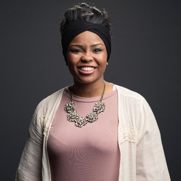 Meet your Posher, Kenyonna - Picture 1 of 1